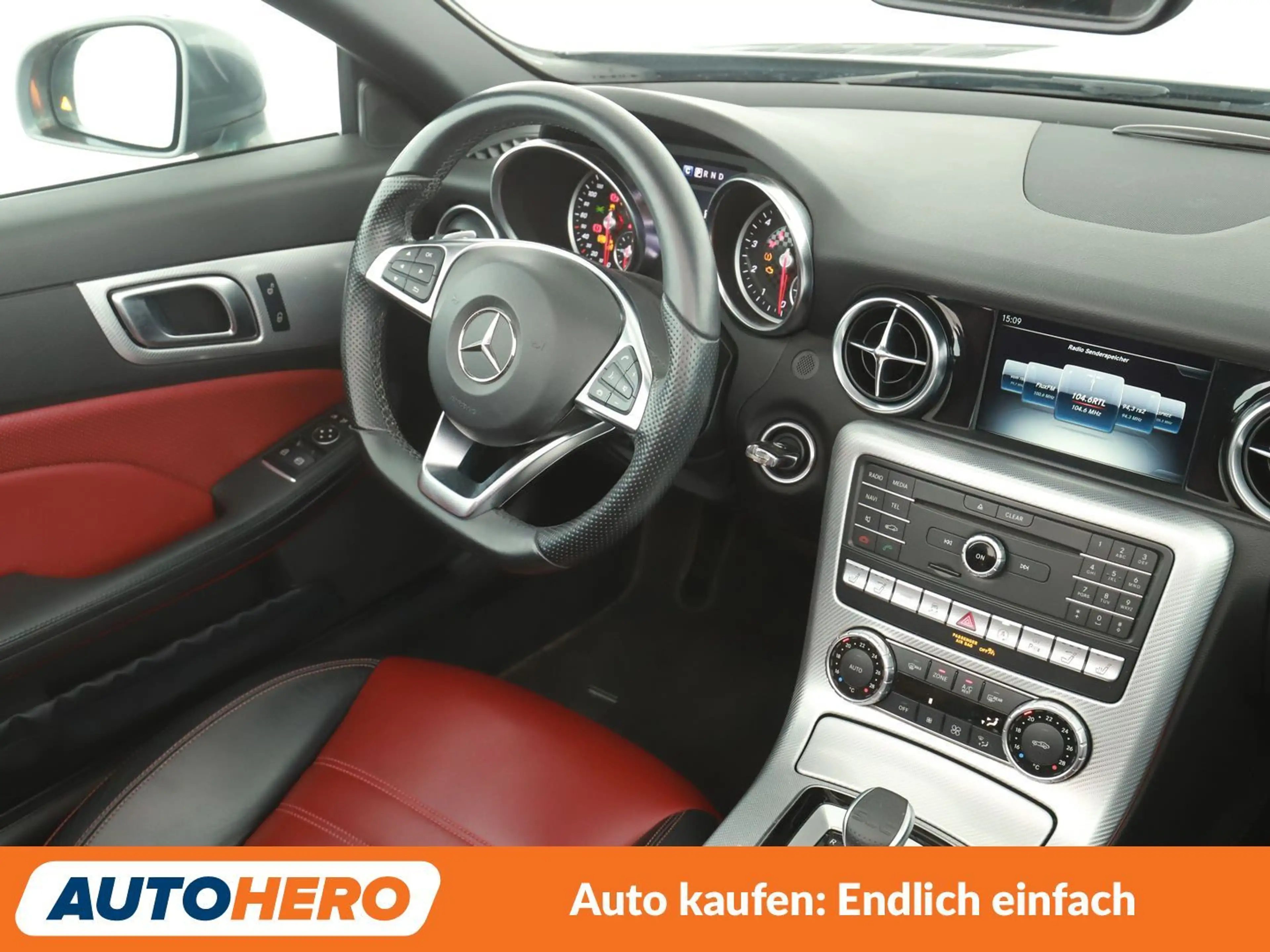 Mercedes-Benz SLC 200 200 CGI AMG Line Aut.*NAVI*PDC*TEMPO* — photo 13