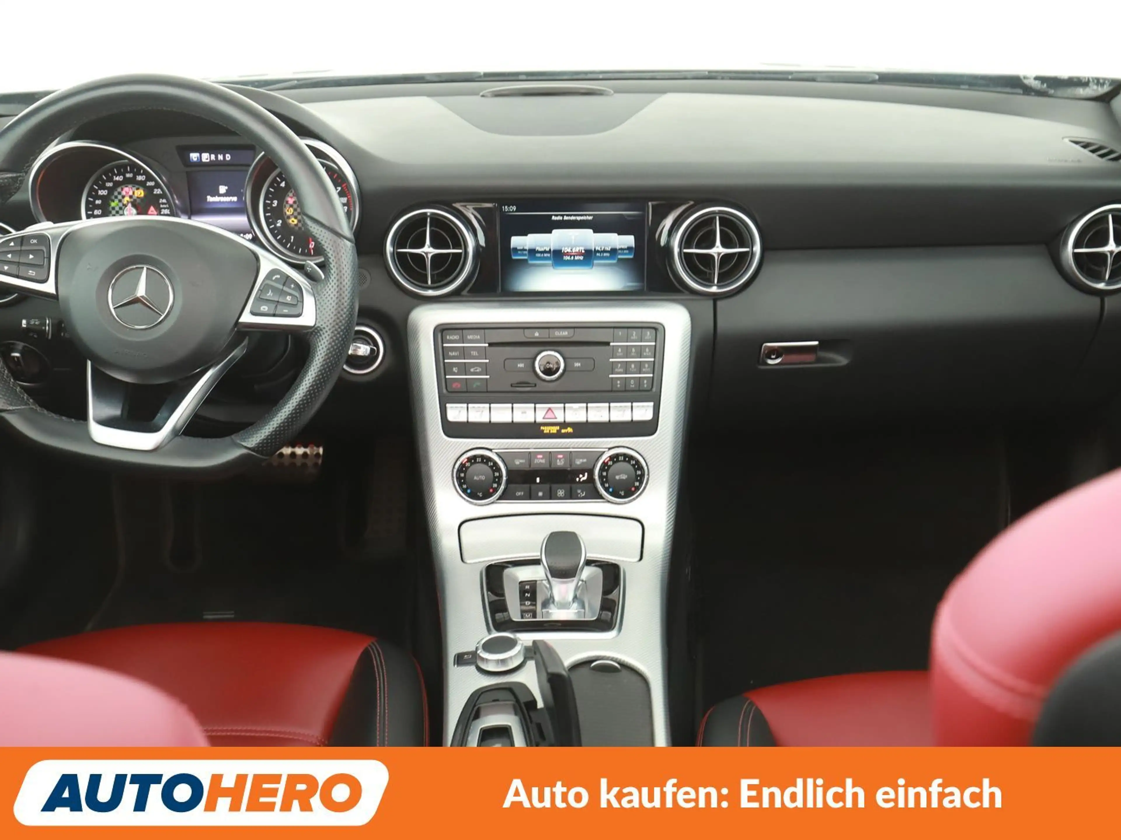Mercedes-Benz SLC 200 200 CGI AMG Line Aut.*NAVI*PDC*TEMPO* — photo 12