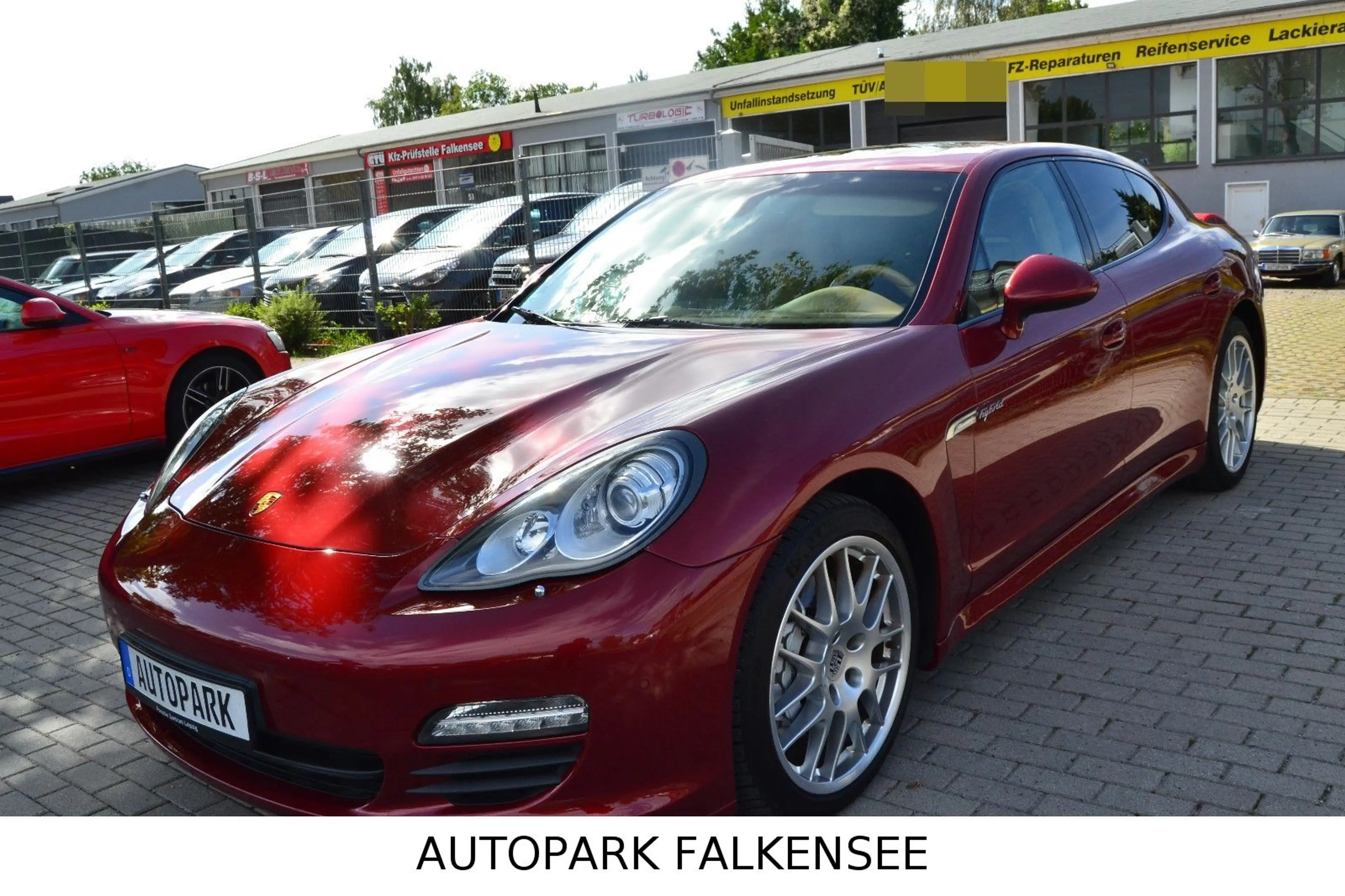 Porsche Panamera PANAMERA HYBRID S GUTE AUSSTATTUNG+SAUBER — photo 2