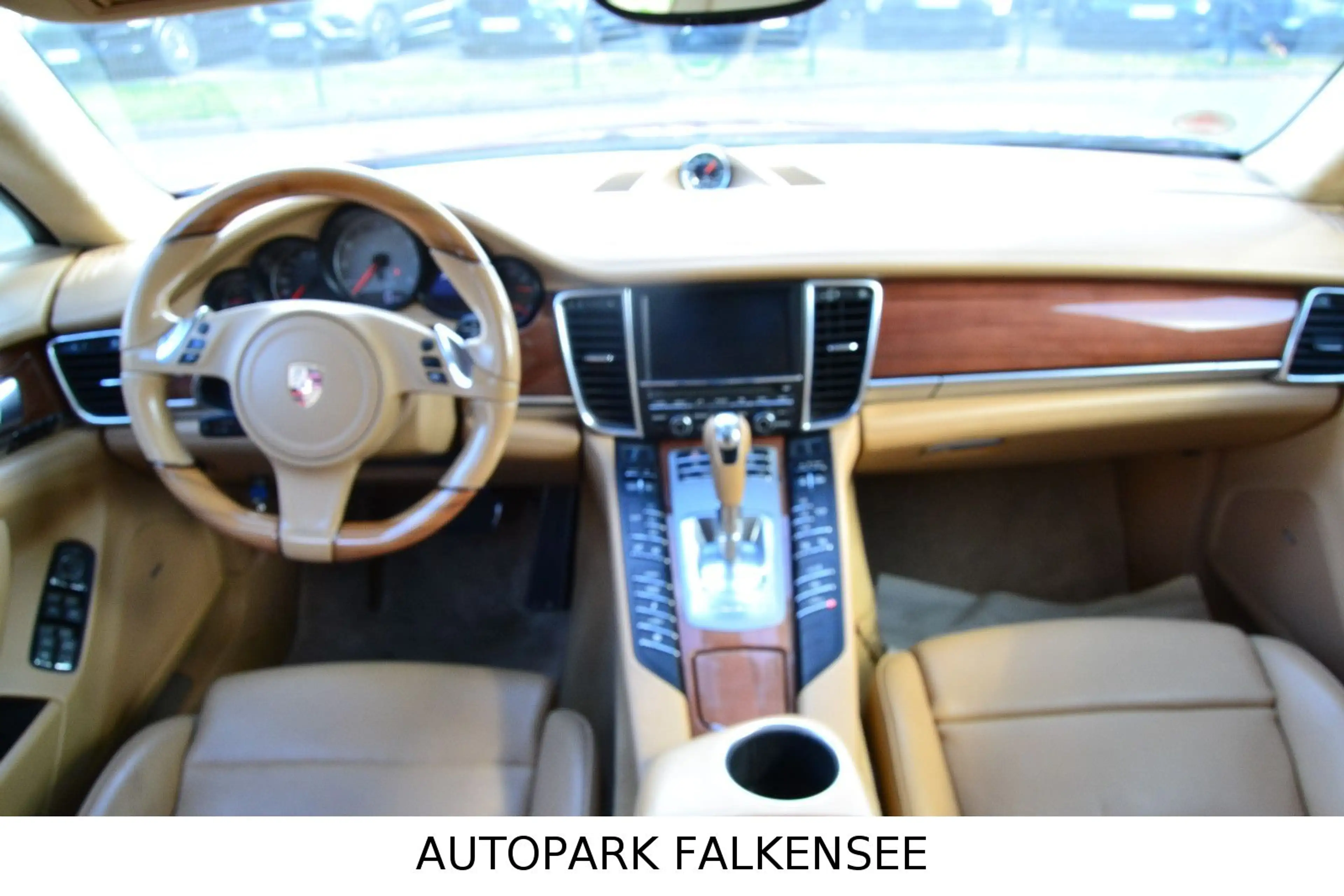 Porsche Panamera PANAMERA HYBRID S GUTE AUSSTATTUNG+SAUBER — photo 14
