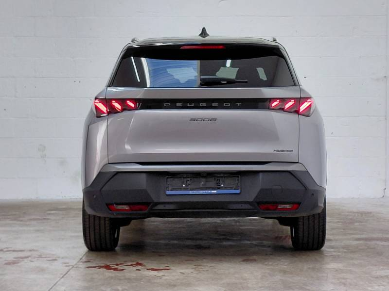 Peugeot 5008 3 1.2 HYBRID 136 e-DSC6 GT — photo 6