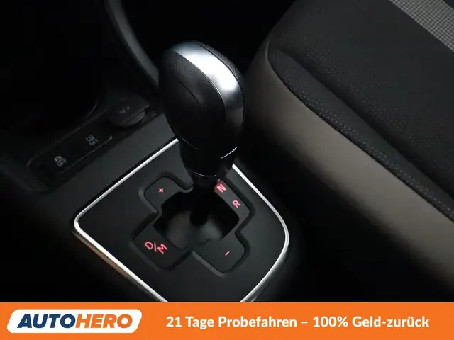 Volkswagen up! view 24