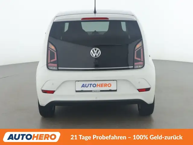 Volkswagen up! view 5