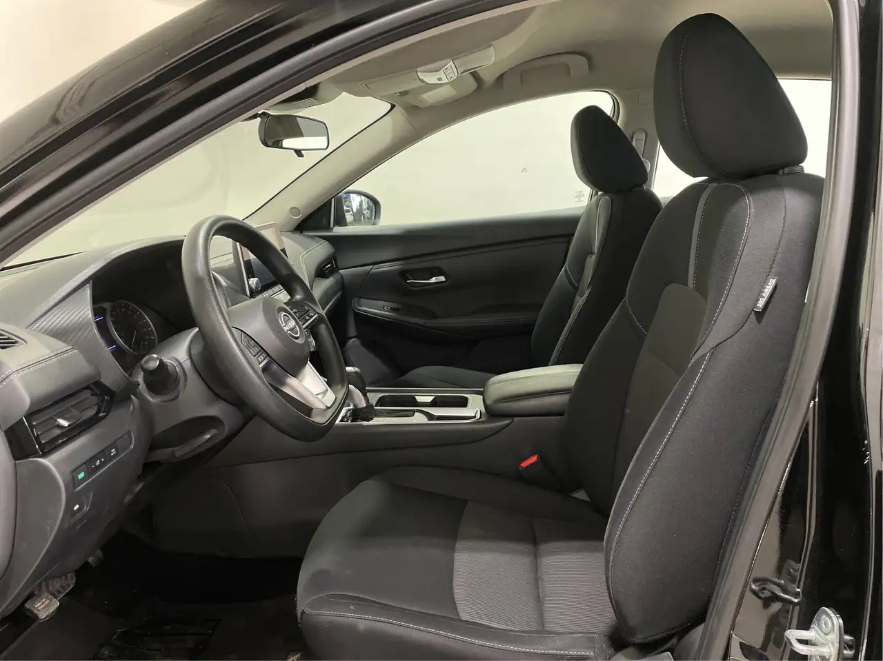 Nissan Sentra снимка Nissan Sentra