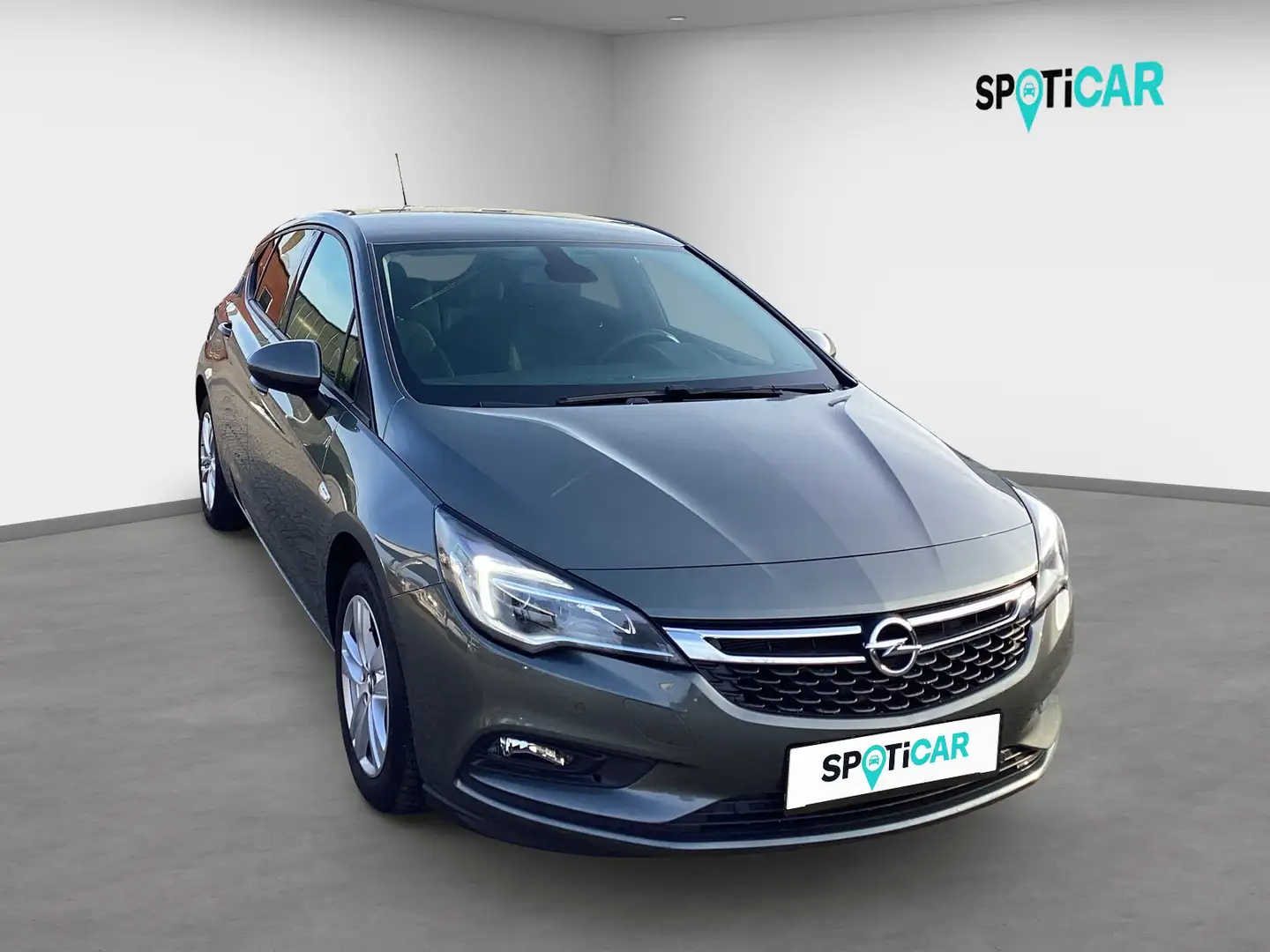 Opel Astra Dynamic Grau - 1