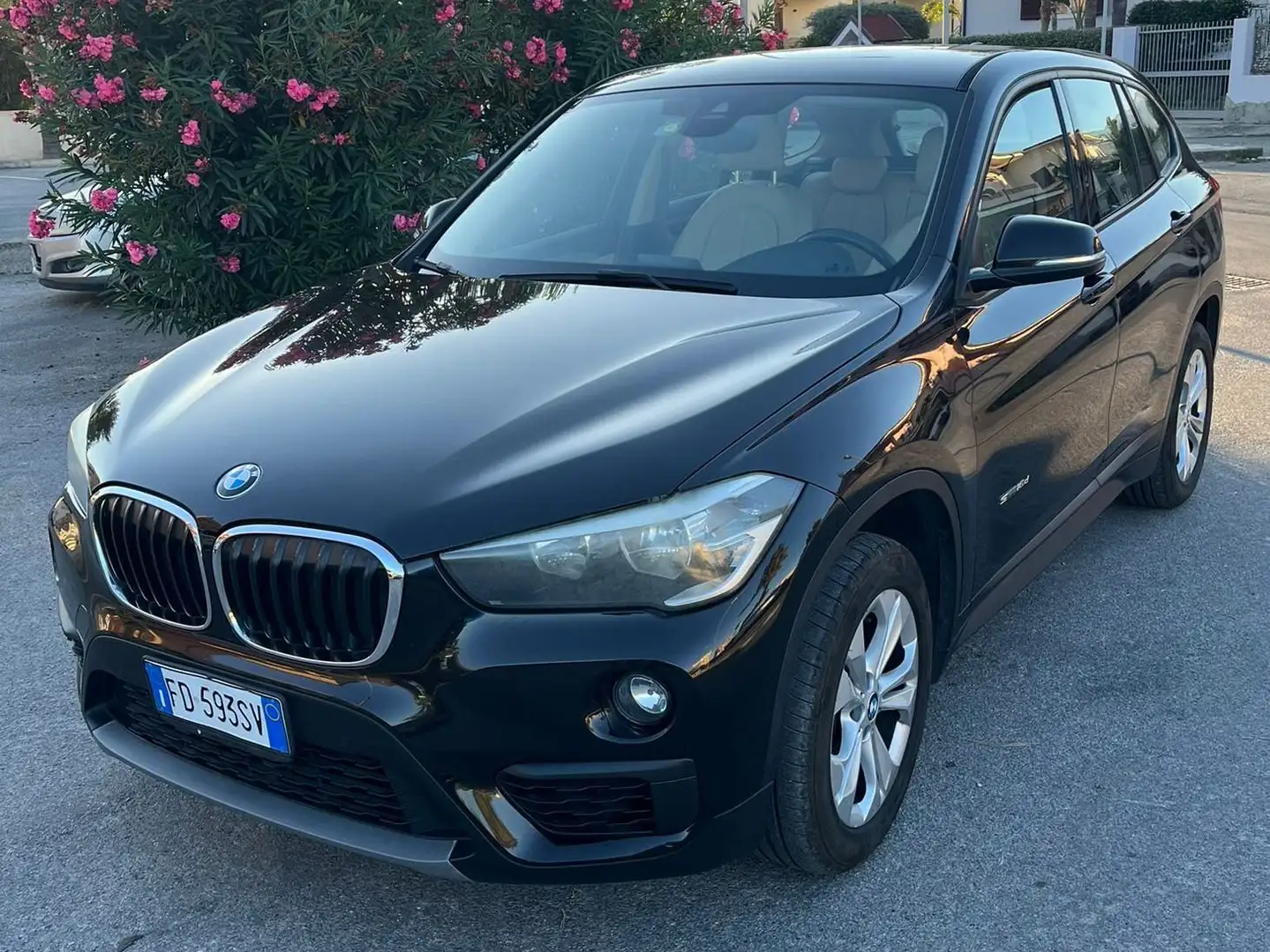 BMW X1 X1 F48 sdrive16d Advantage Marrone - 1