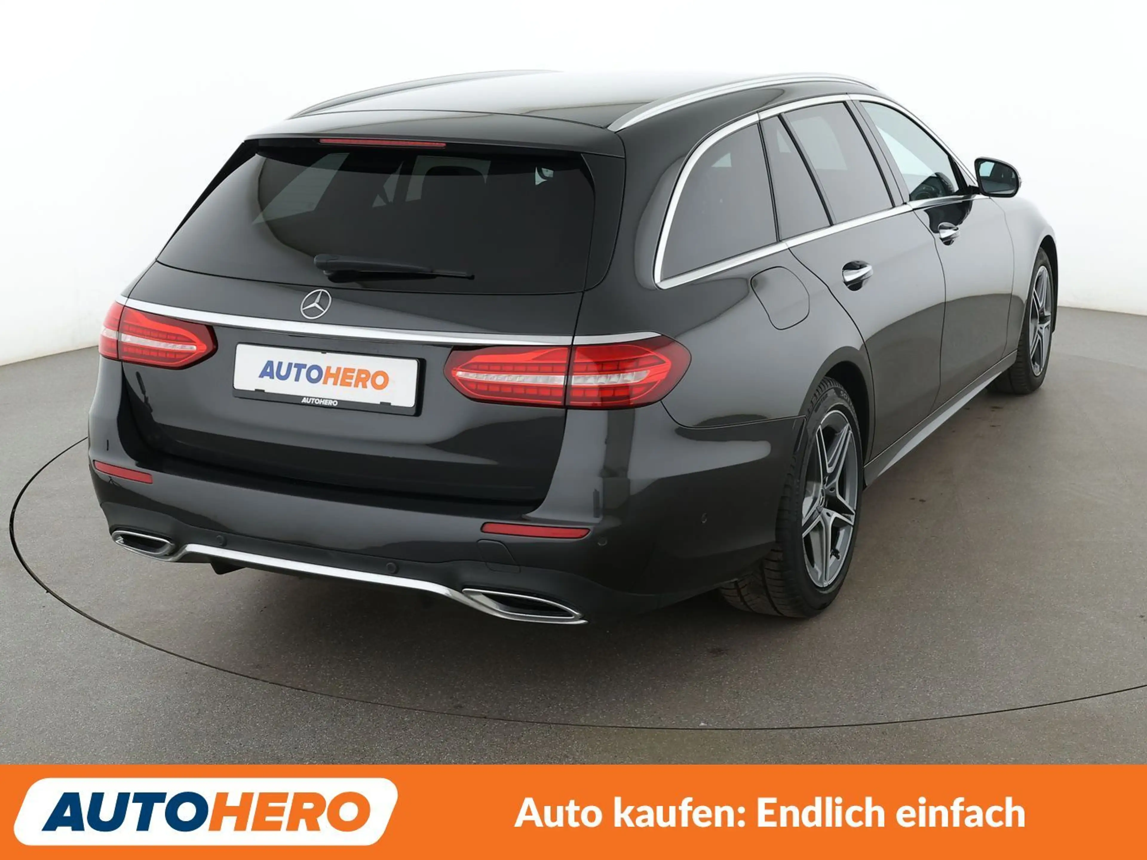 Mercedes-Benz E 400 E 400 d T 4Matic AMG Line Aut. *HUD*LED*ACC*360°* — photo 6