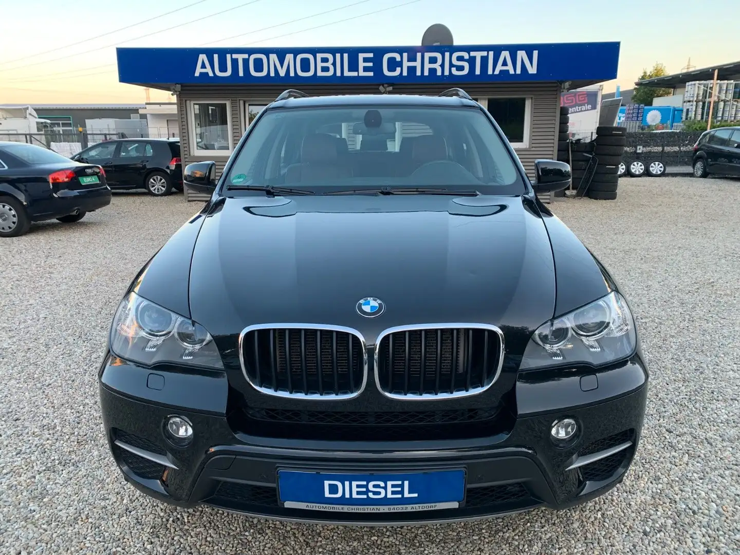 BMW X5 xDrive30d 7. Sitze Navi AHK SHZ 2*PDC 1. Hand Schwarz - 1