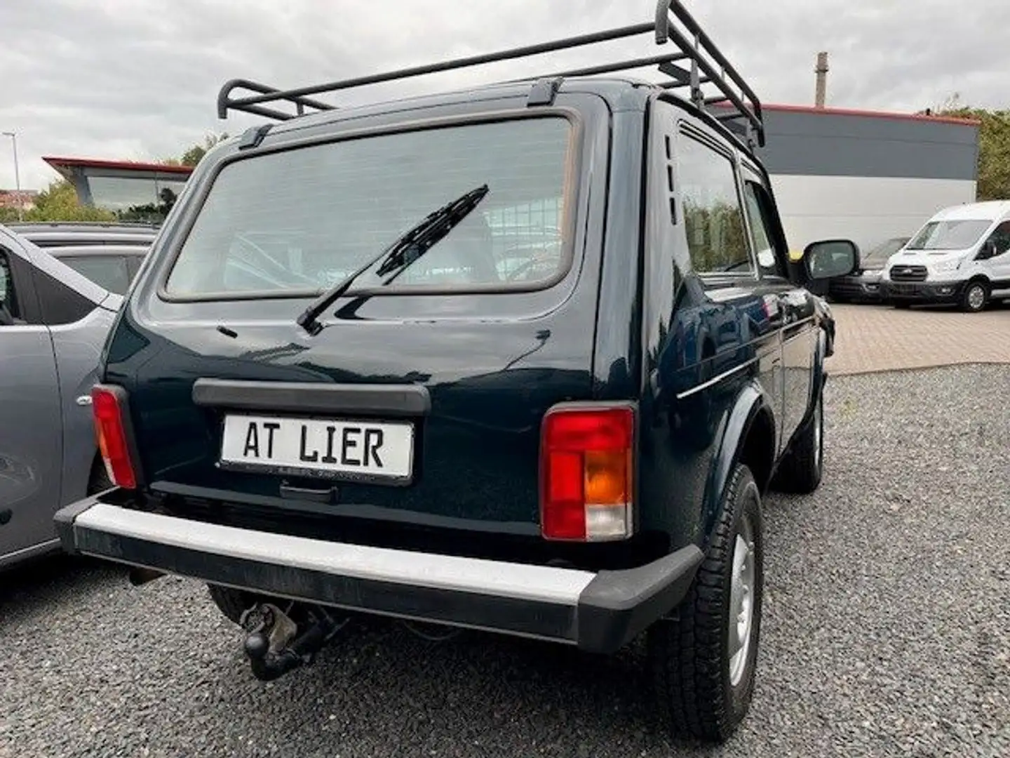 Lada Niva Taiga 4x4 Grün - 2