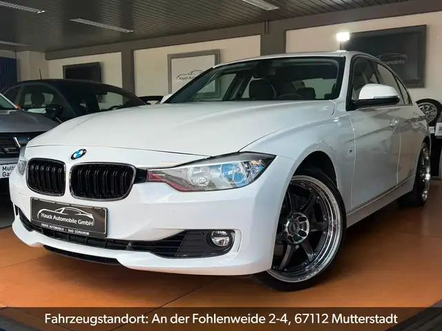 BMW 328 i Luxury Line