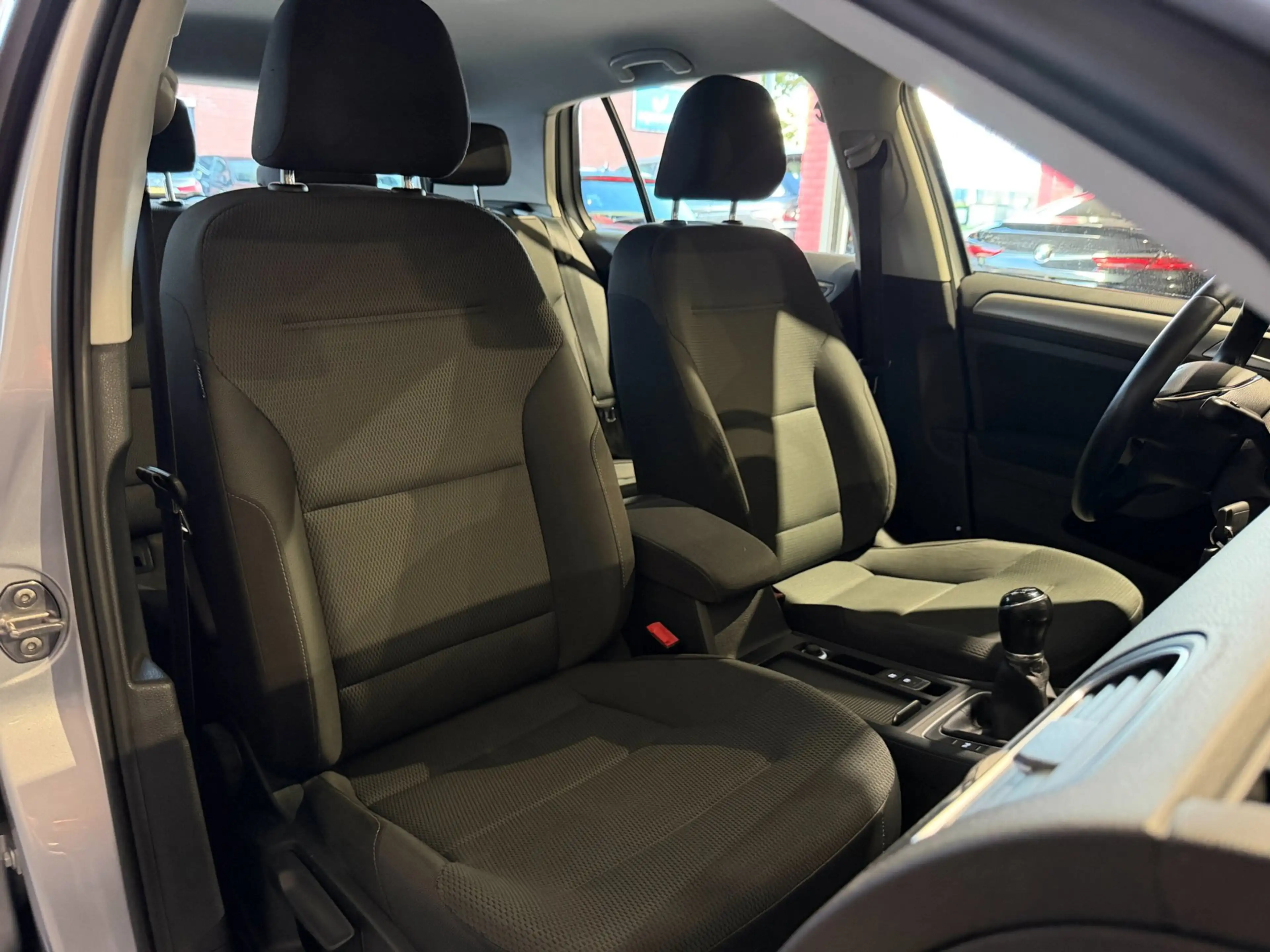 Volkswagen Golf 1.2 TSI Comfortline Navigatie 2e Eigenaar Onderhou — photo 7
