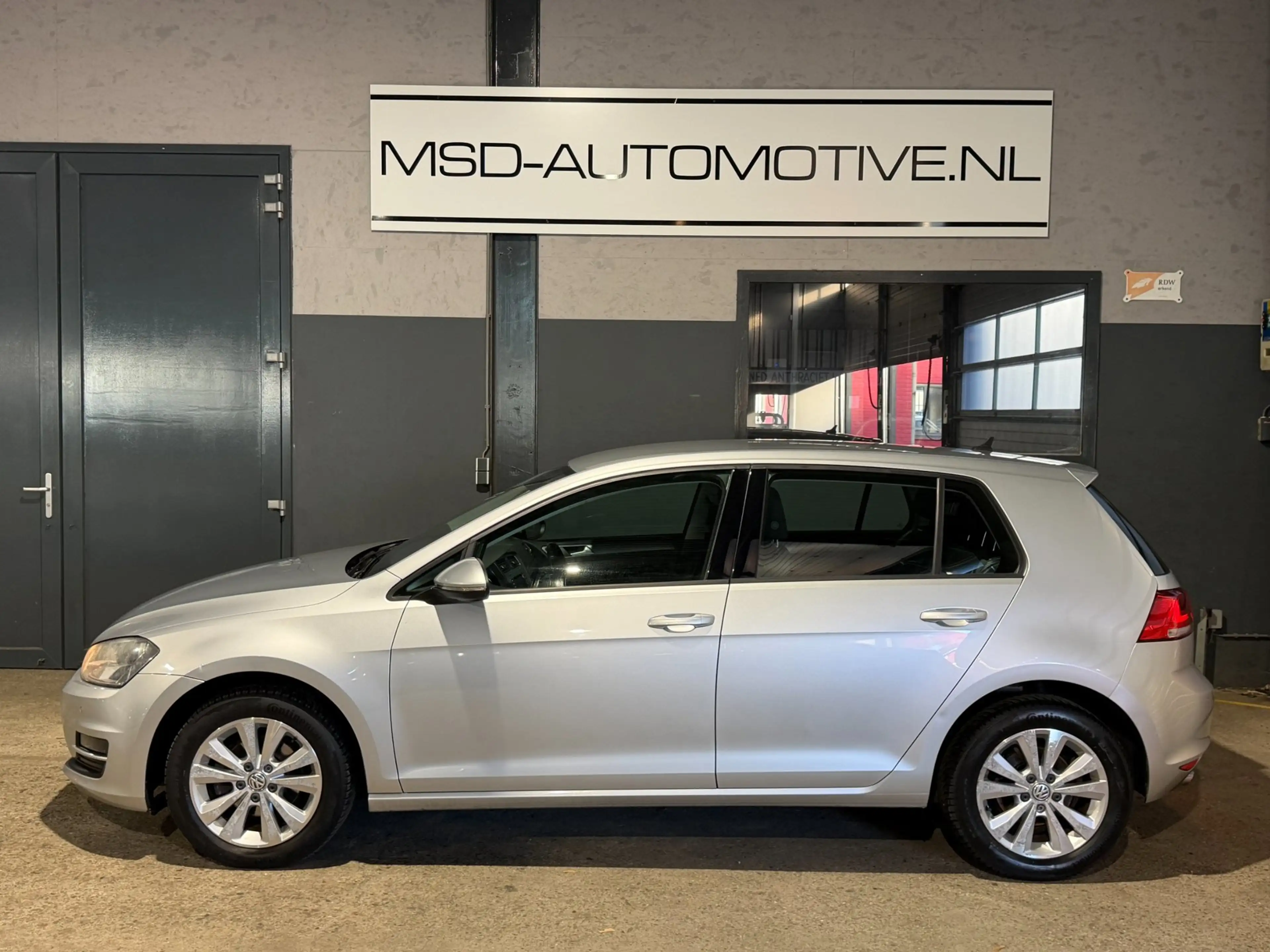 Volkswagen Golf 1.2 TSI Comfortline Navigatie 2e Eigenaar Onderhou — photo 5