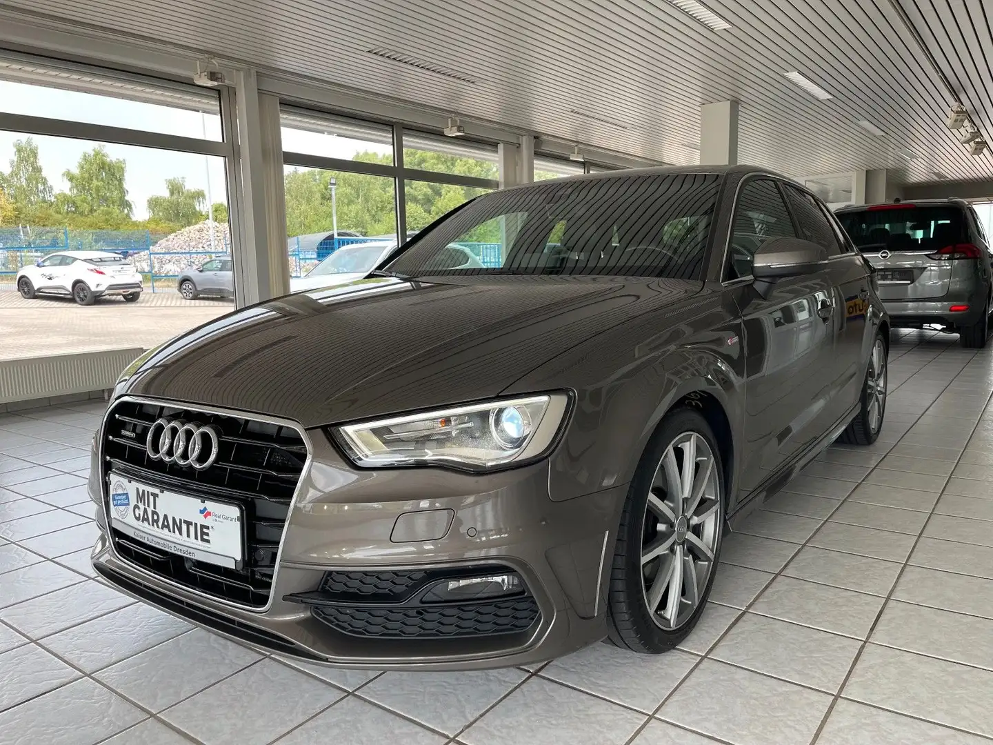 Audi A3 Sportback SLineQuattro*NAVI*BangOl*LED*Kamer Grau - 1