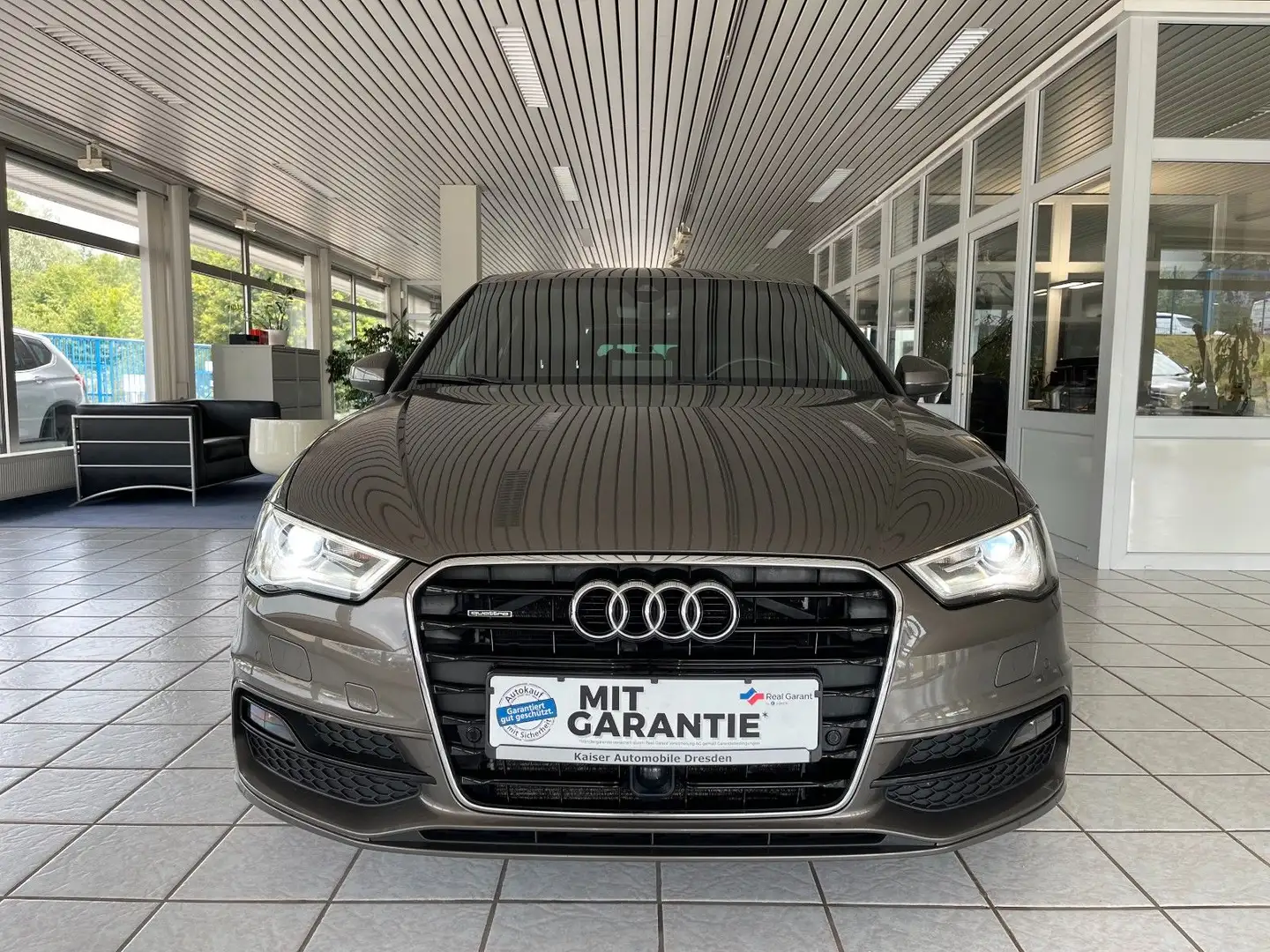 Audi A3 Sportback SLineQuattro*NAVI*BangOl*LED*Kamer Grau - 2