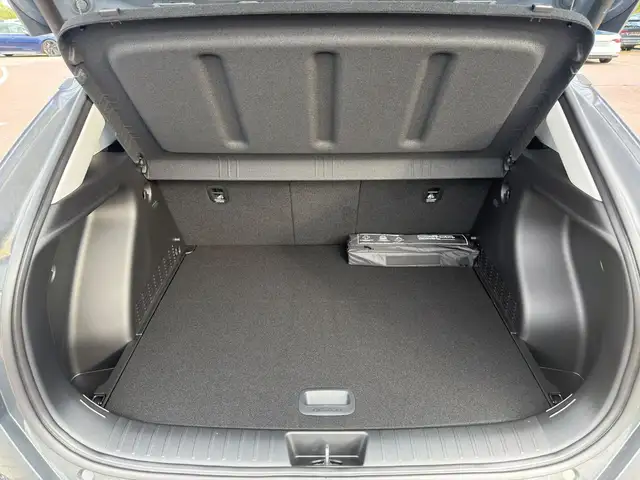 Hyundai Kona view 12