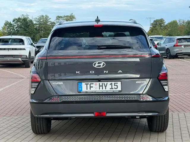 Hyundai Kona view 7