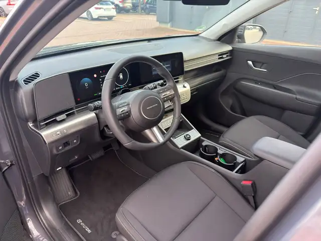 Hyundai Kona view 15