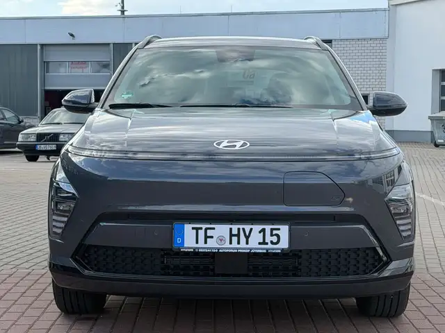 Hyundai Kona view 13