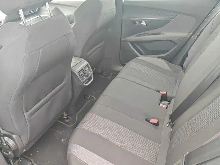 Peugeot 3008 2021, foto 9