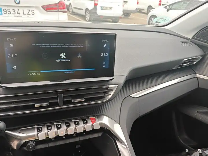 Peugeot 3008 2021, foto 11