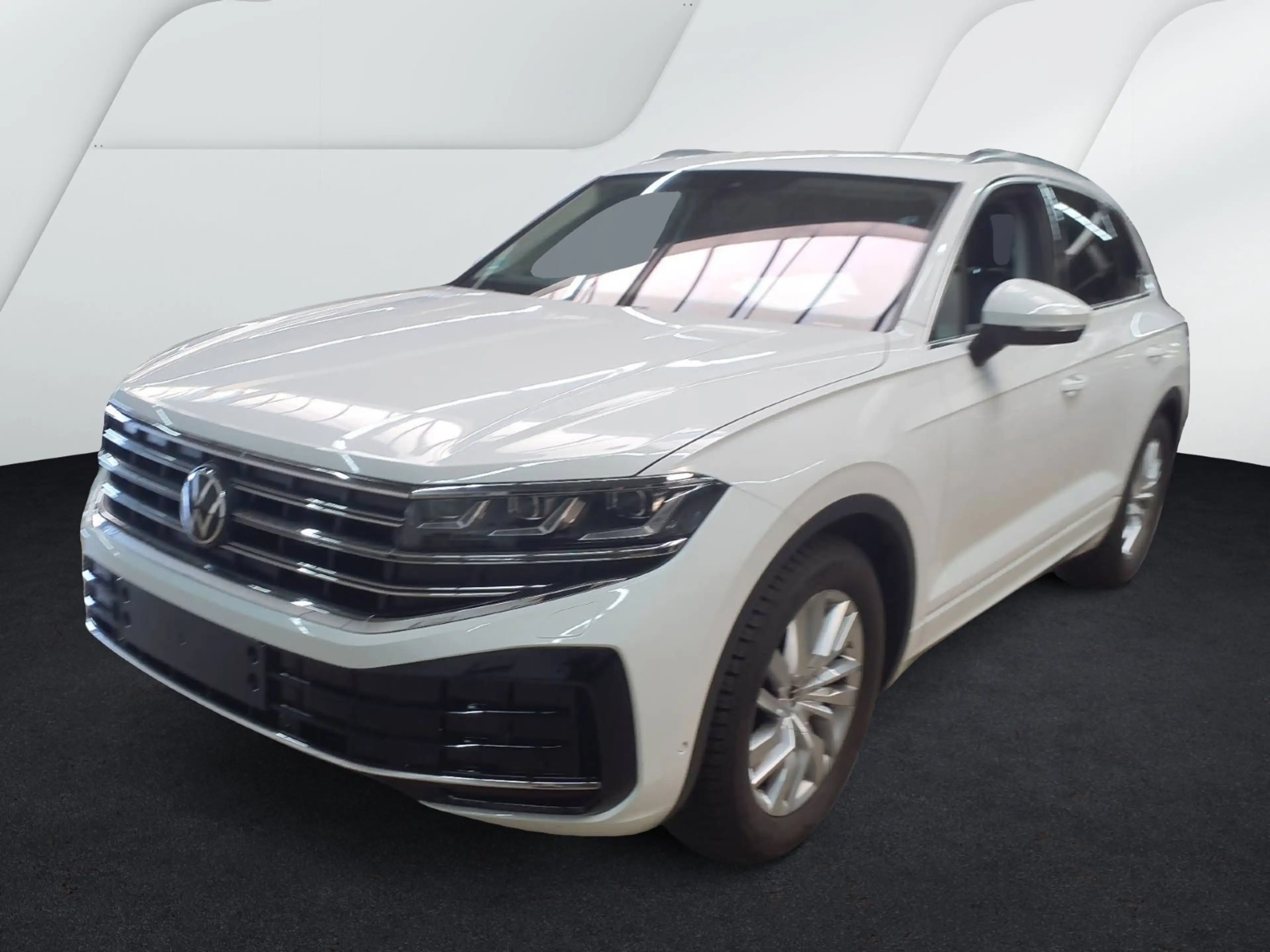 Volkswagen Touareg Elegance 3.0TDI +AHK+LUFT+HD-MATRIX+ACC+ — photo 2