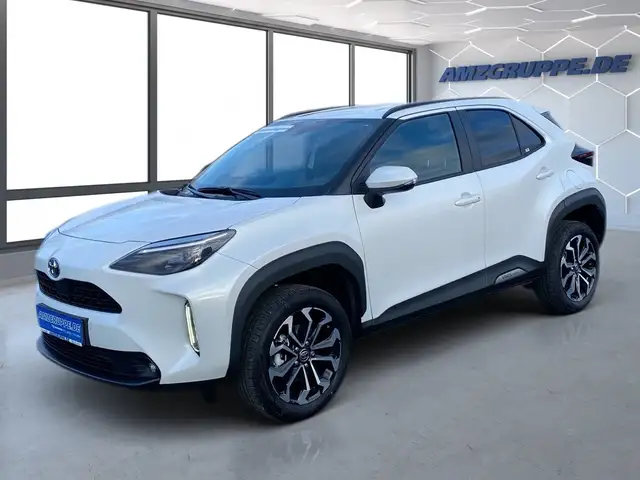 Toyota Yaris Cross Hybrid ACC+Navi+Kamera+Winterpak