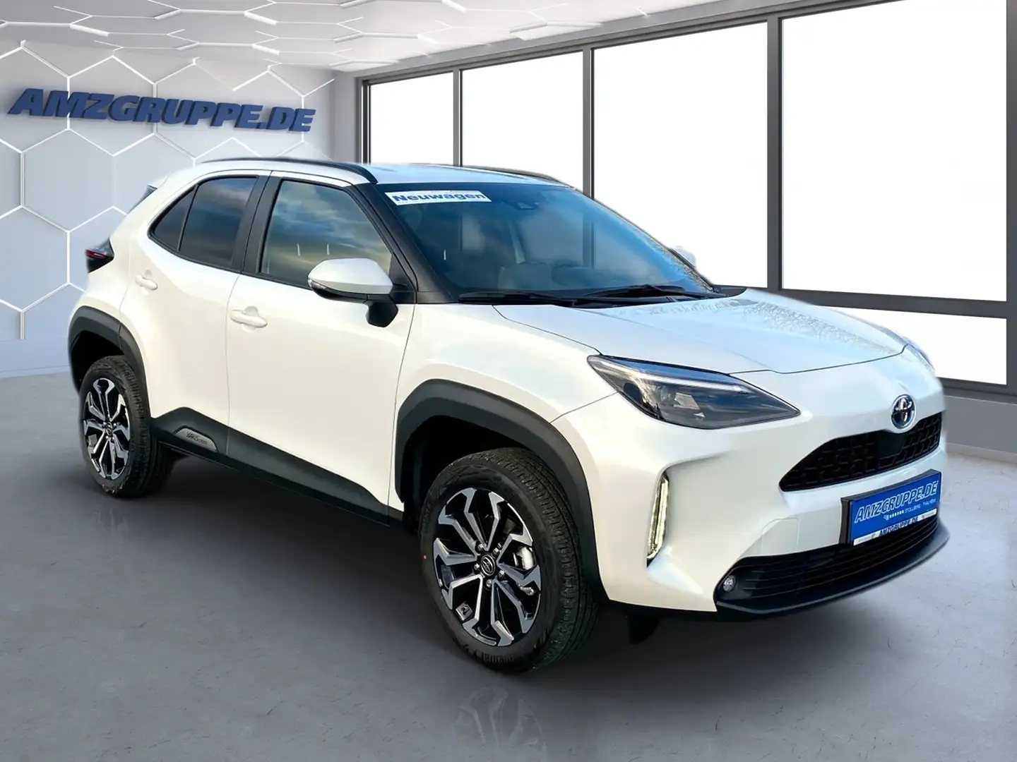 Toyota Yaris Cross Hybrid ACC+Navi+Kamera+Winterpak Weiß - 2