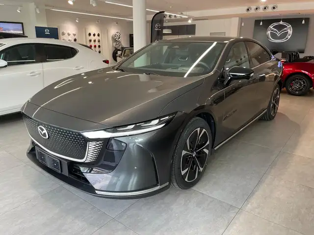 Mazda 6e