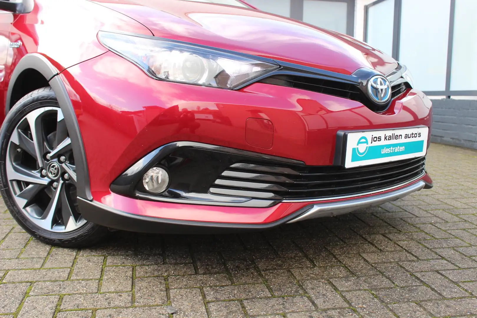 Toyota Auris Touring Sports 1.8 Hybrid Freestyle Clima, LM, Cam Rouge - 2
