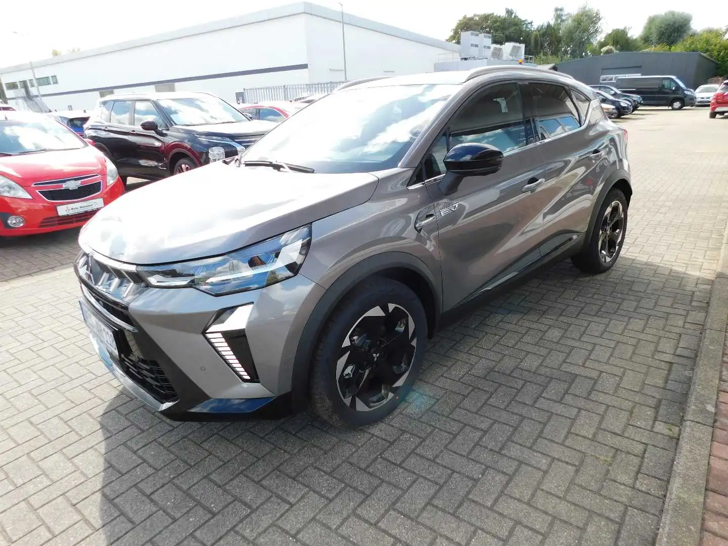 Mitsubishi ASX EDITION 1.8 Hybrid Grau - 1