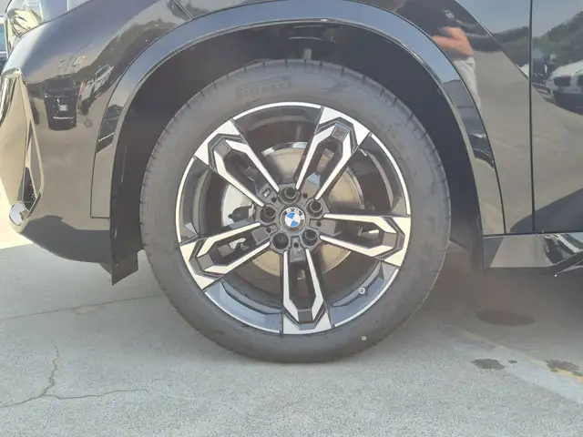 BMW X1 view 12