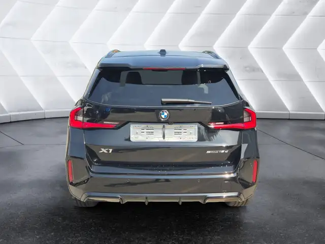 BMW X1 view 3
