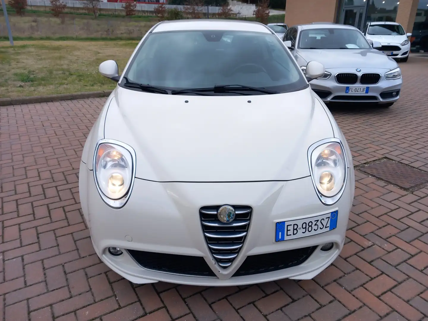Alfa Romeo MiTo MiTo 1.3 jtdm-2 Distinctive s Bianco - 2