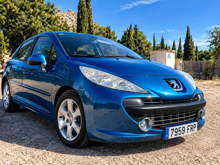 Peugeot 207 1.4i X-Line 2007, foto 6