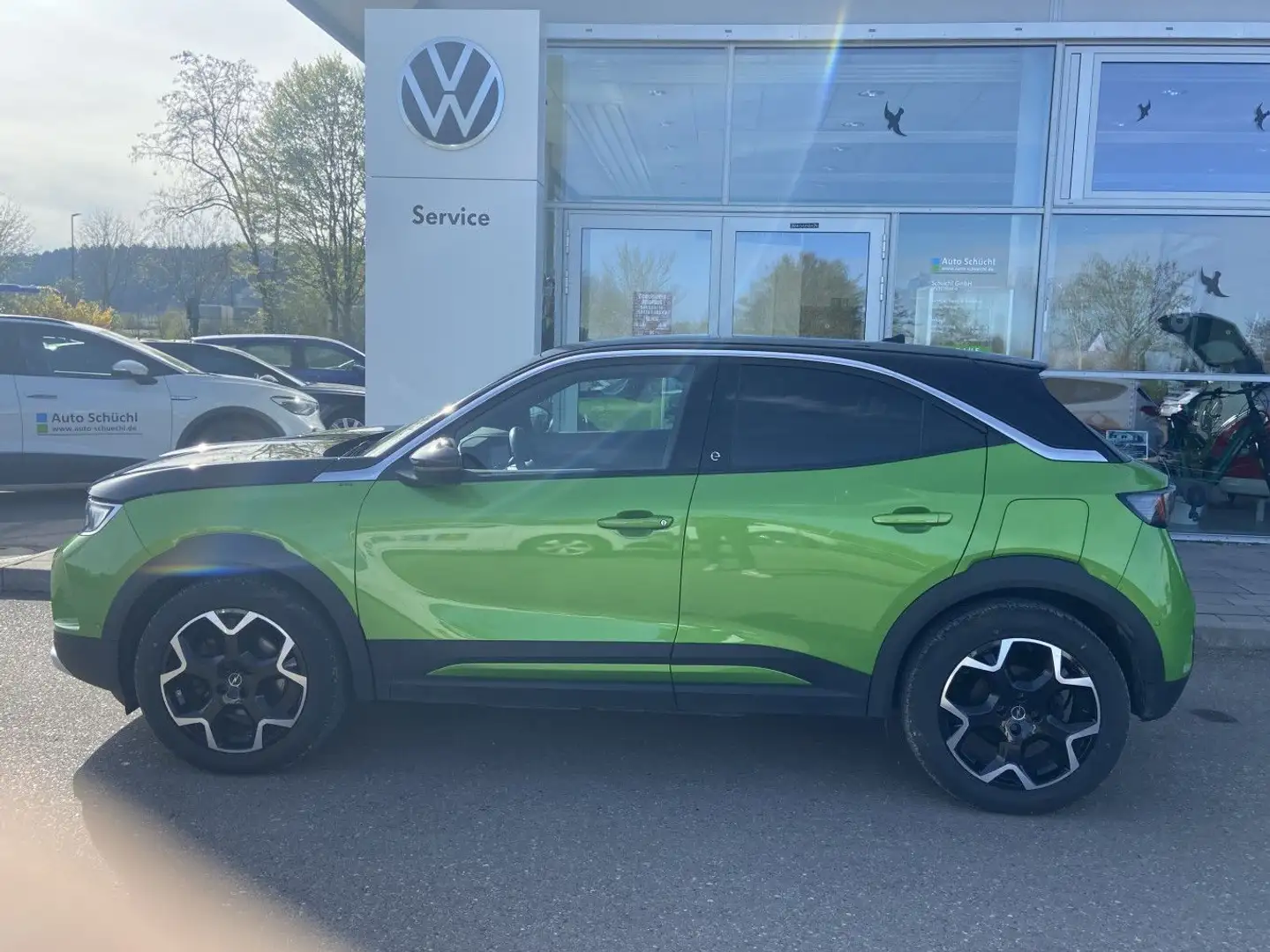 Opel Mokka-E ULTIMATE 3-PHASIG+CCS+NAVI-PRO+KAMERA+18 Grün - 2