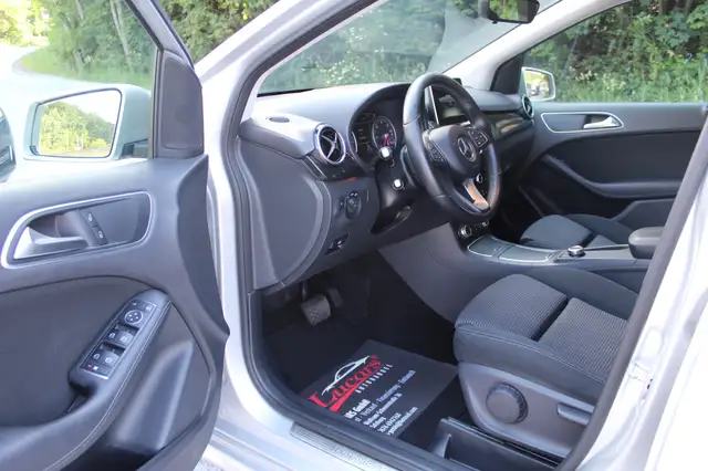 Mercedes-Benz B-Class view 7