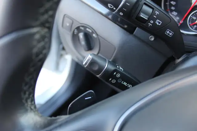 Mercedes-Benz B-Class view 11