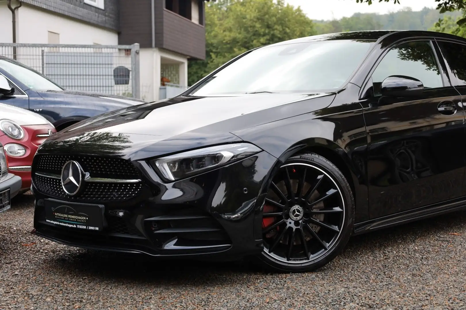 Mercedes-Benz A 250 Lim./AMG-LINE/WIDESCREEN/TOTW./M-LED/KAM/ Noir - 2
