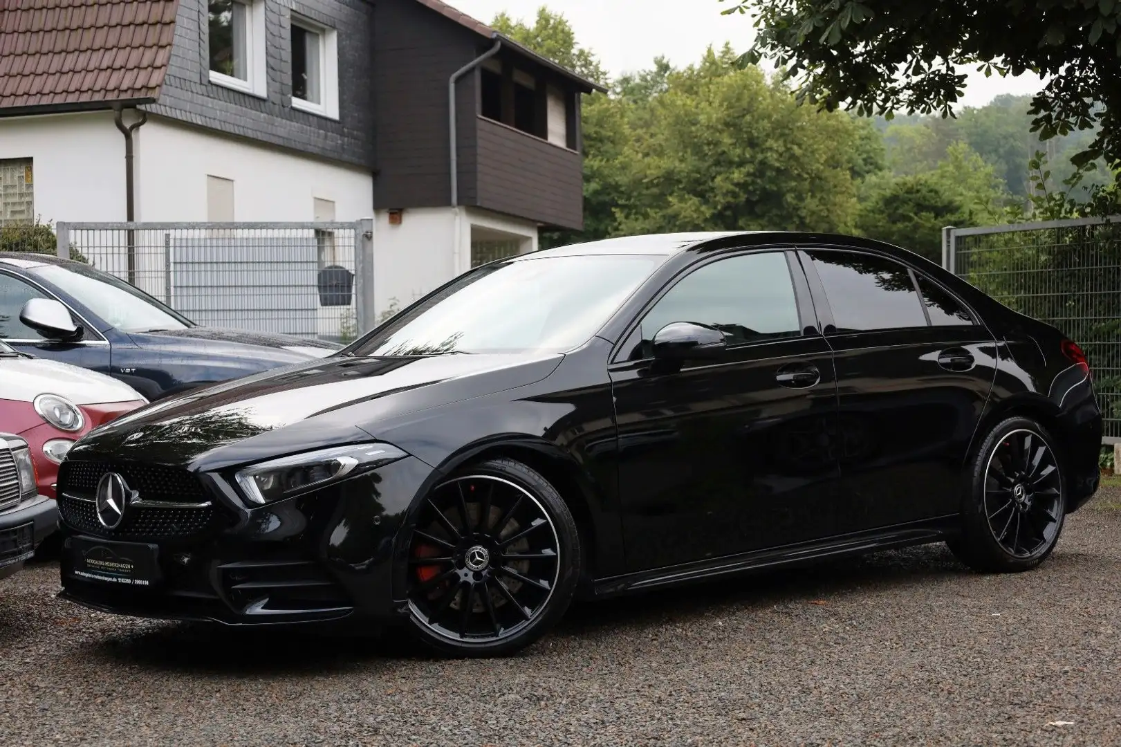 Mercedes-Benz A 250 Lim./AMG-LINE/WIDESCREEN/TOTW./M-LED/KAM/ Noir - 1