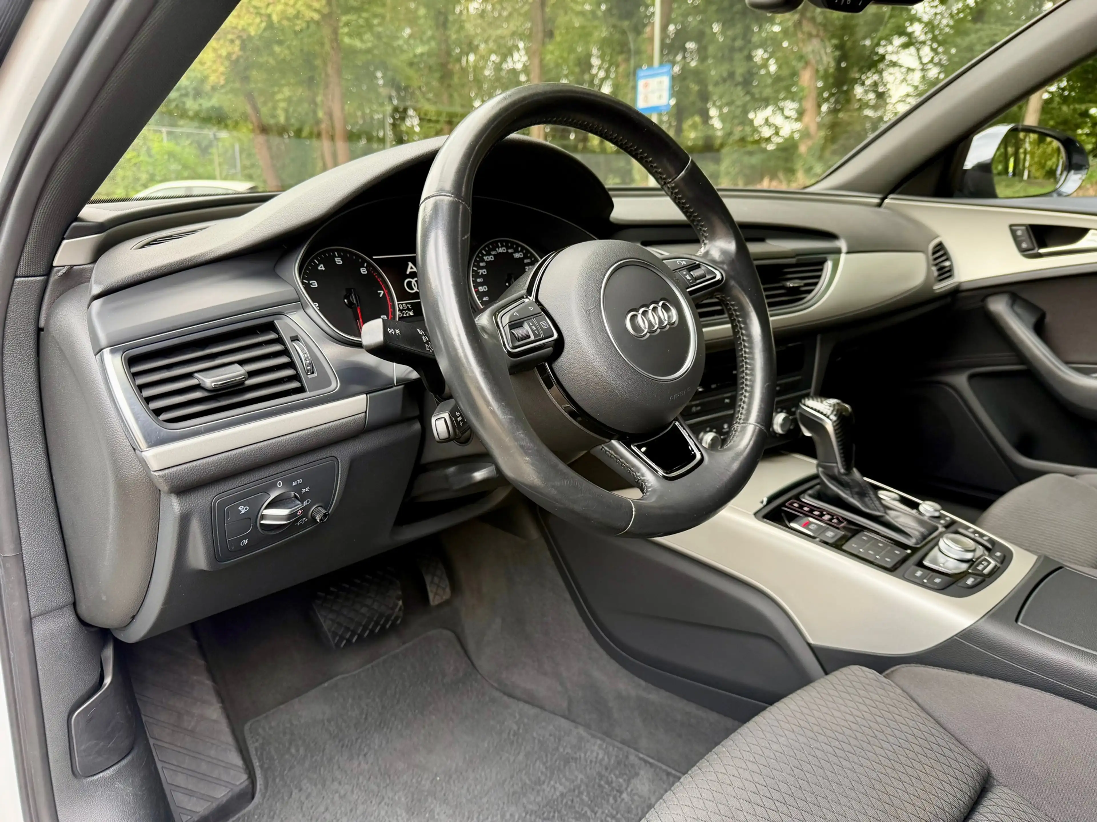 Audi A6 Avant 1.8 TFSI ultra Premium Edition — photo 8