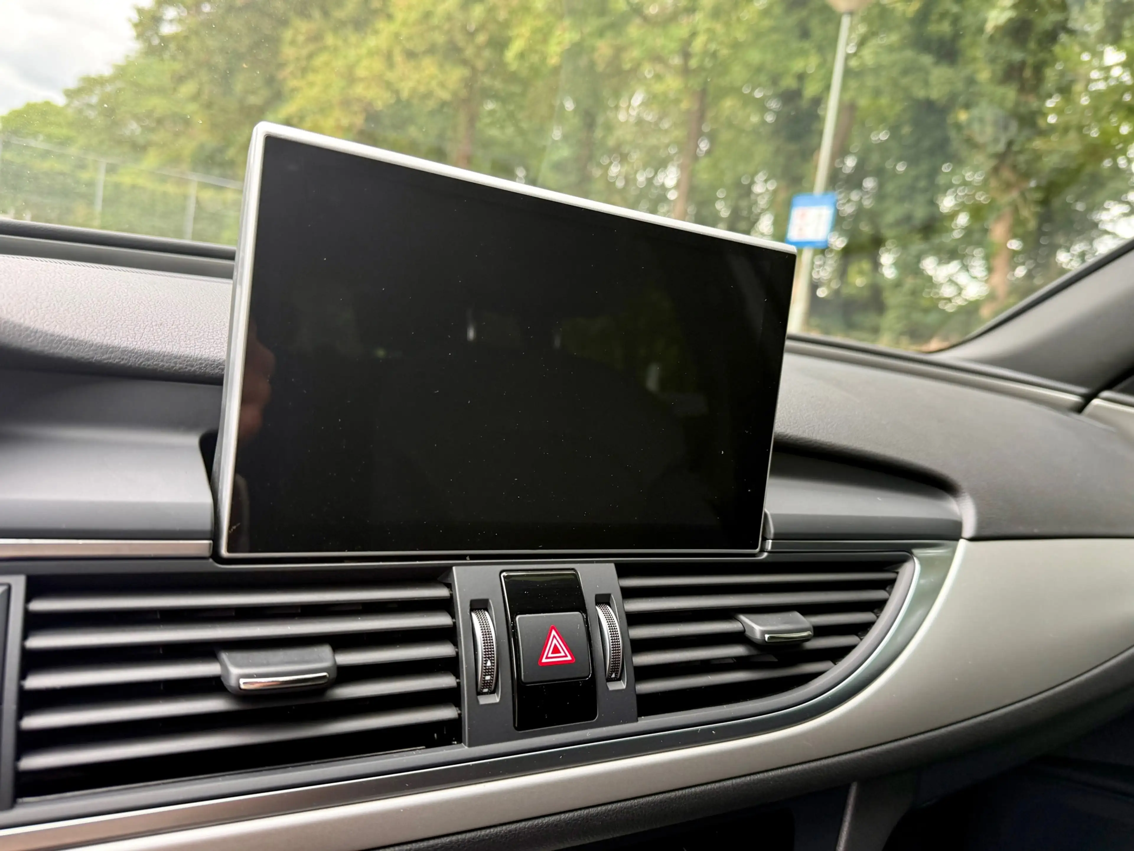Audi A6 Avant 1.8 TFSI ultra Premium Edition — photo 24