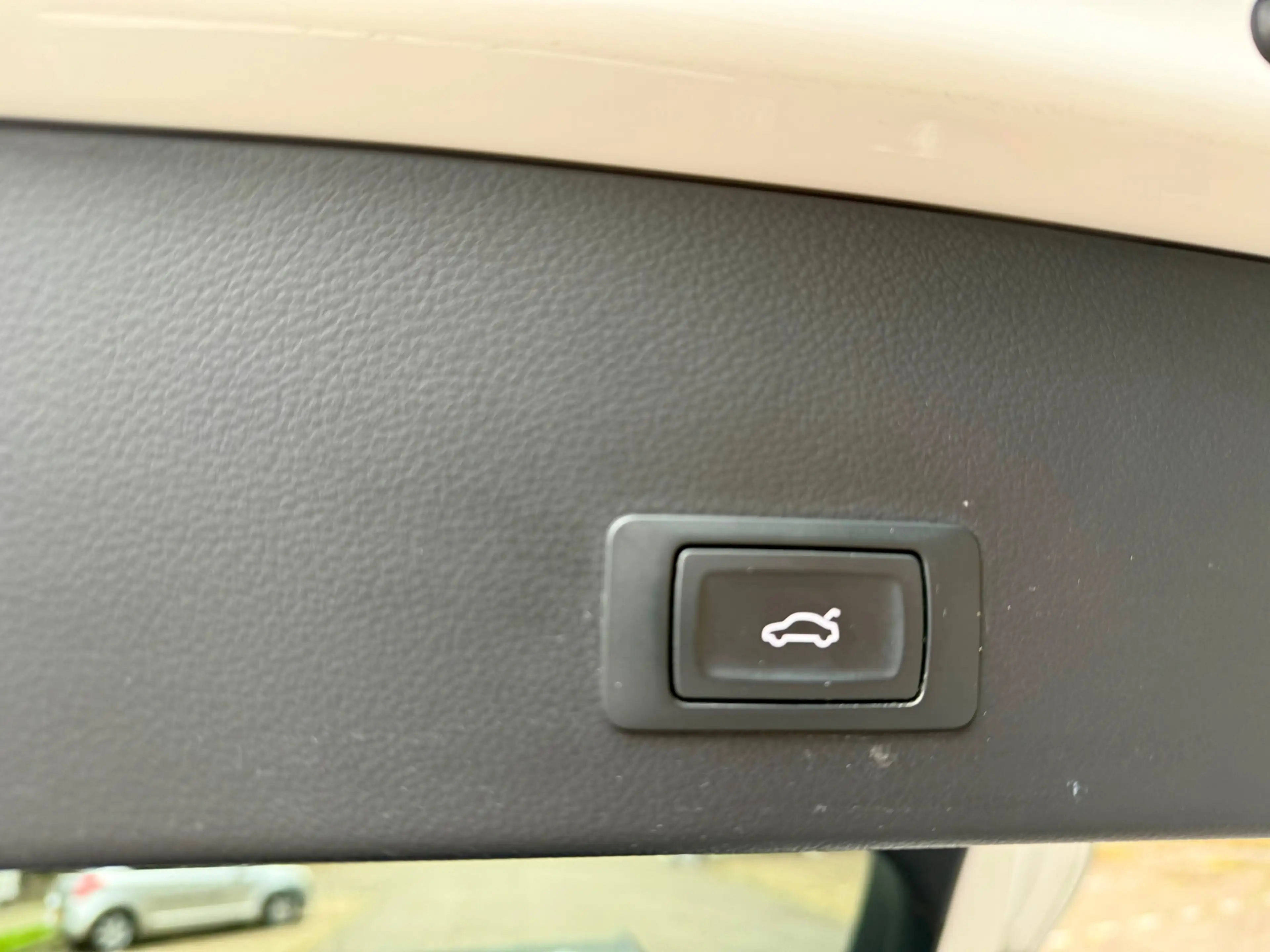 Audi A6 Avant 1.8 TFSI ultra Premium Edition — photo 15
