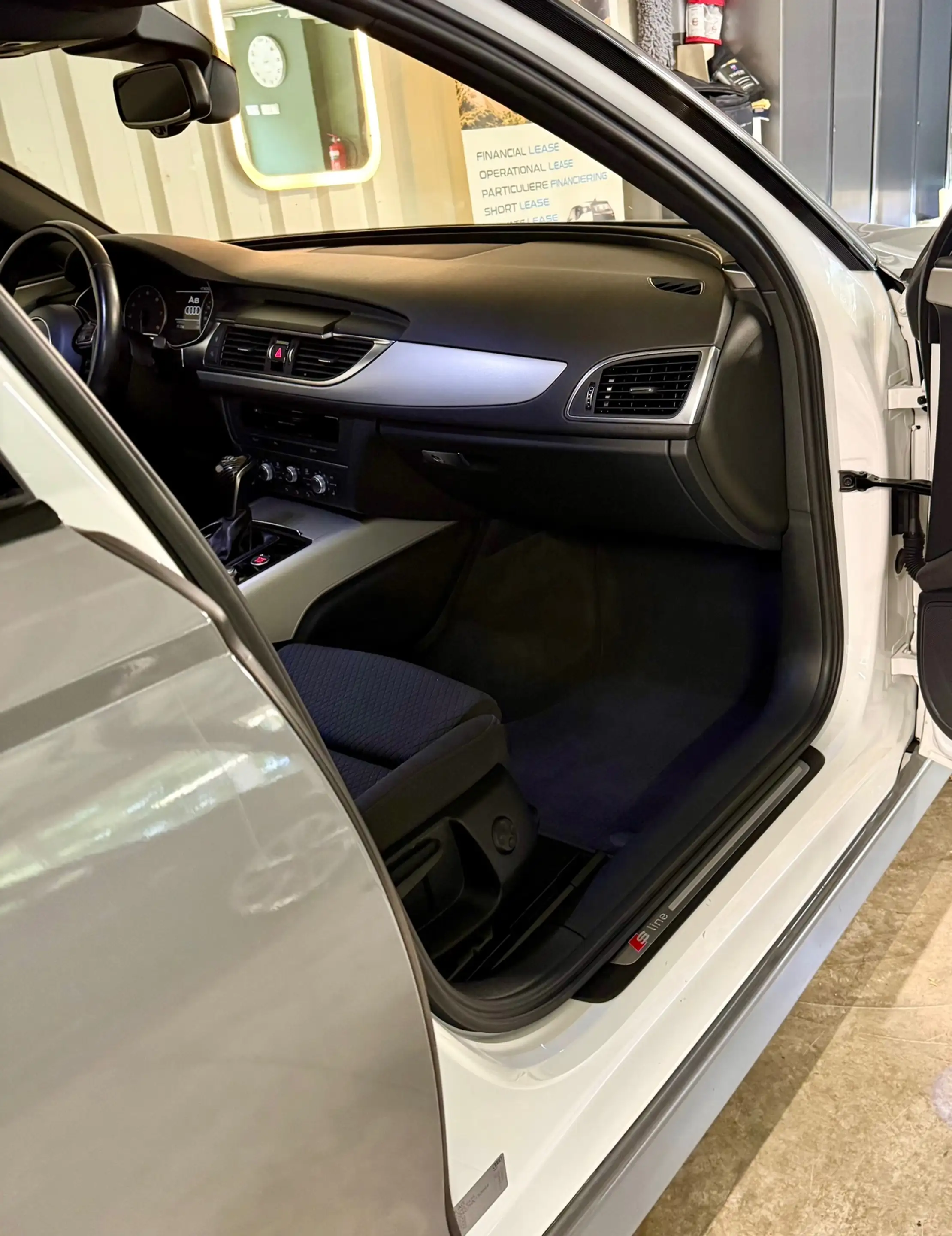 Audi A6 Avant 1.8 TFSI ultra Premium Edition — photo 34