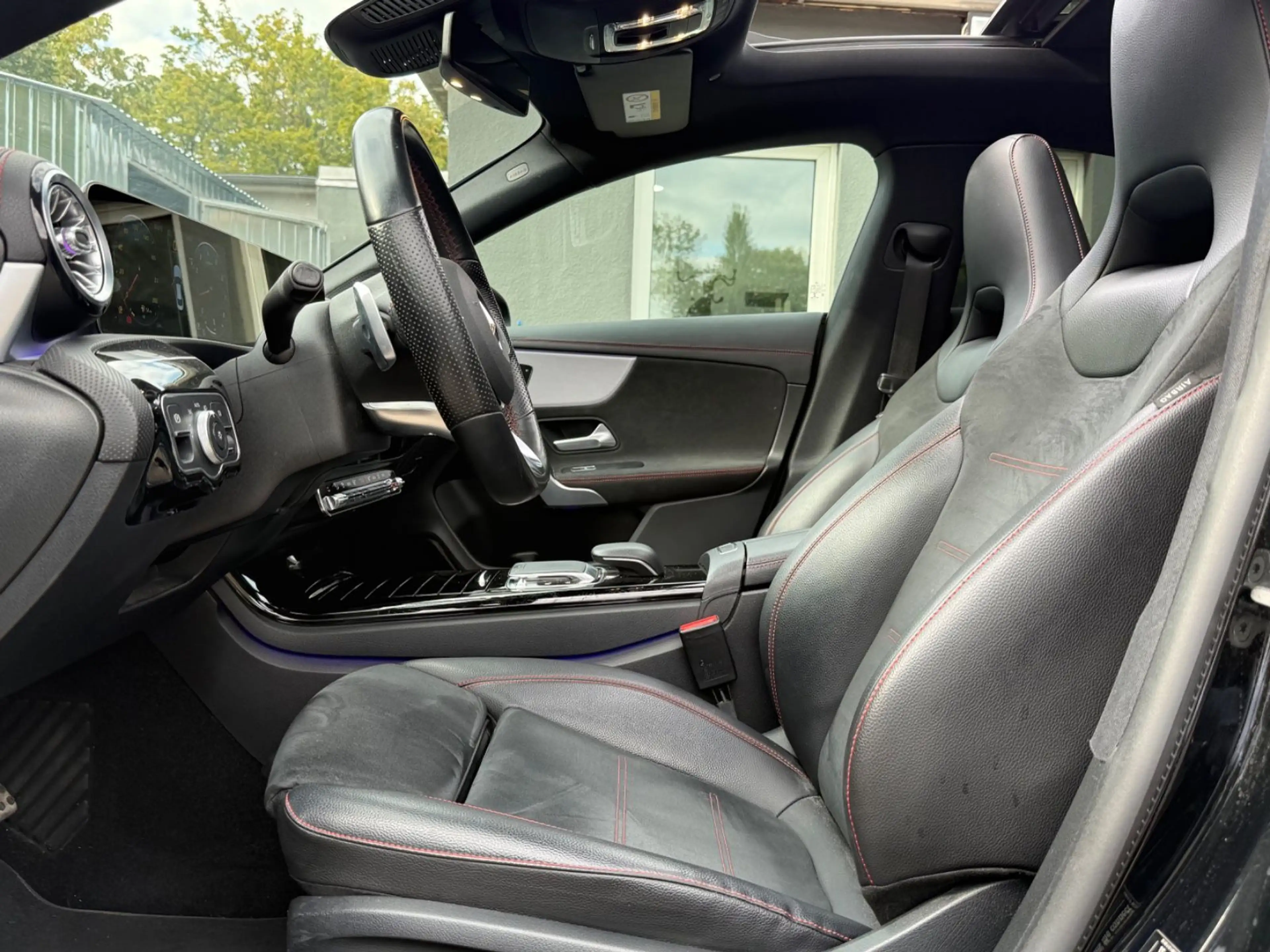 Mercedes-Benz CLA 200 AMG/Night/Memory/Pano/Multibeam/Spur/App — photo 10
