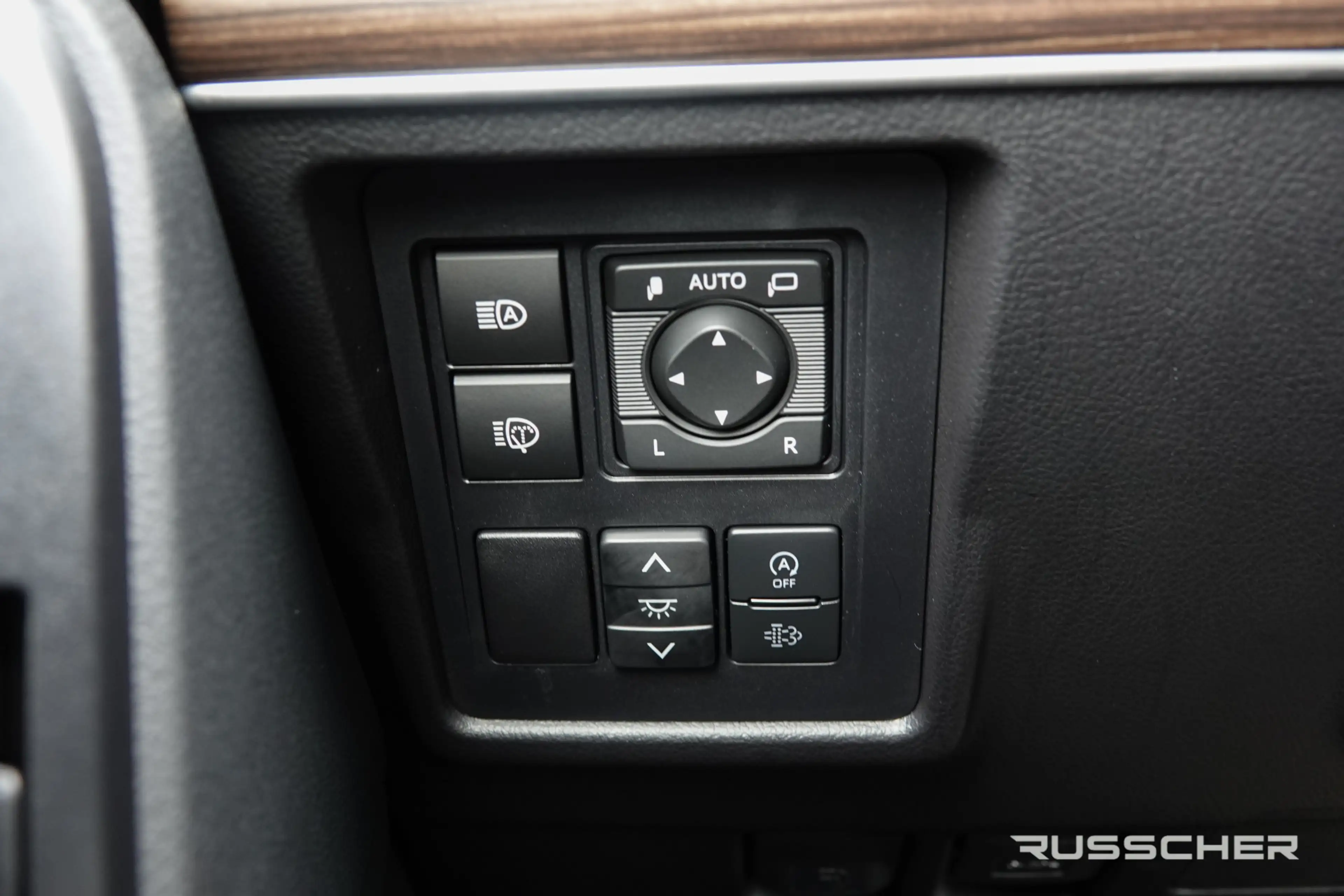 Toyota Land Cruiser 2.8 D-4D-F Challenger 204Pk Aut. | Grijs kenteken — photo 19