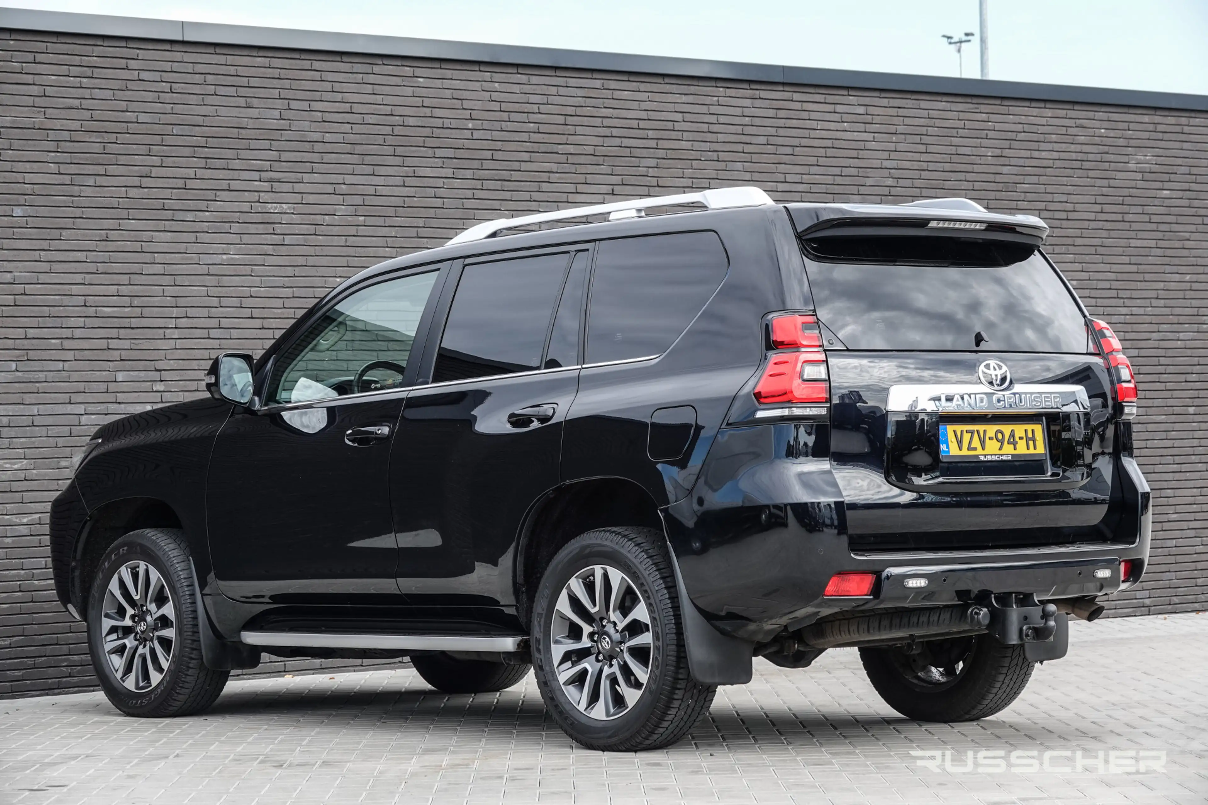 Toyota Land Cruiser 2.8 D-4D-F Challenger 204Pk Aut. | Grijs kenteken — photo 22