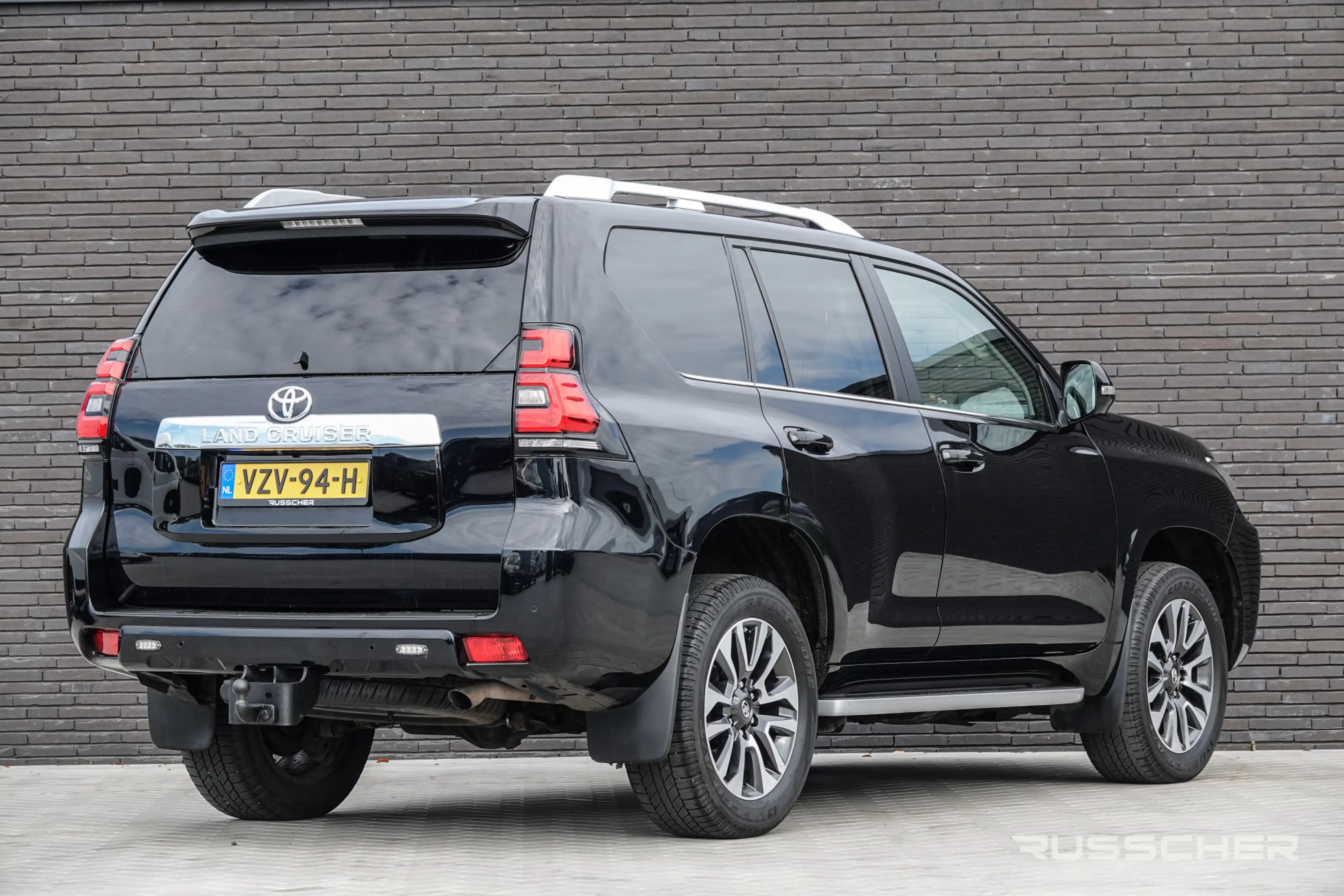 Toyota Land Cruiser 2.8 D-4D-F Challenger 204Pk Aut. | Grijs kenteken — photo 41
