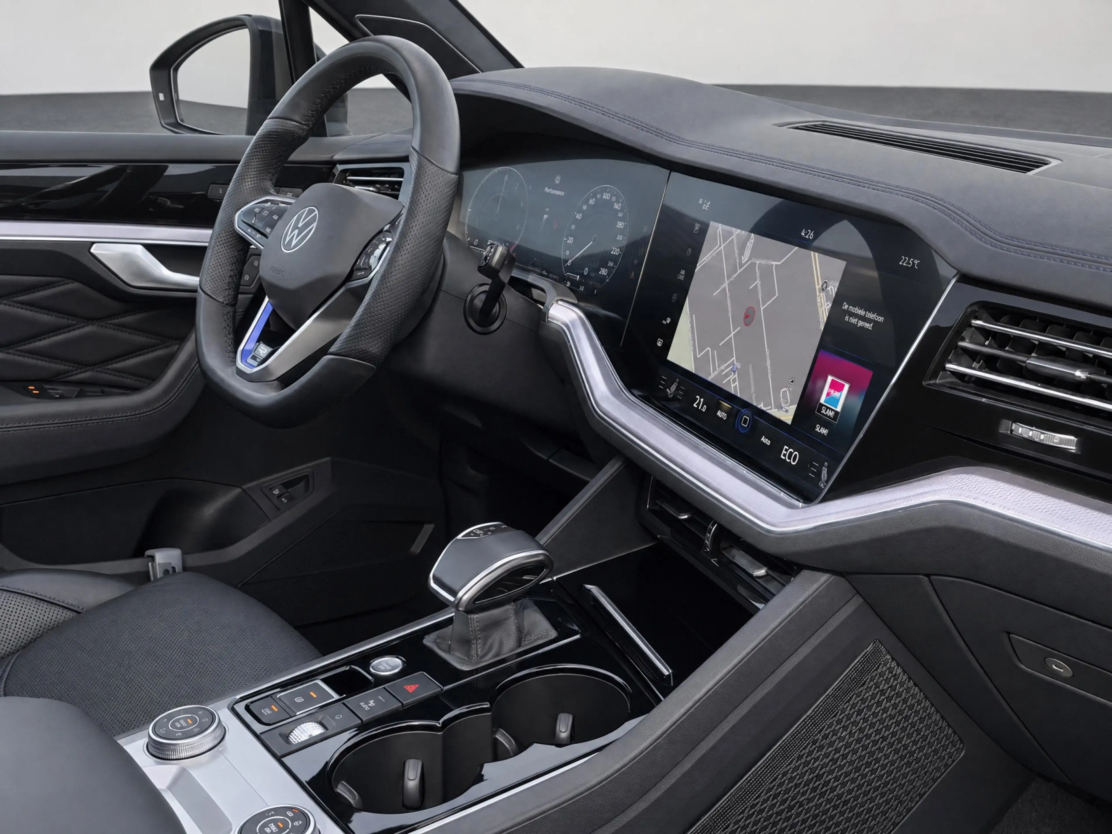 Volkswagen Touareg 3.0 TSi eHybrid 4MOTION R | BTW AUTO |Panorama | E — photo 19