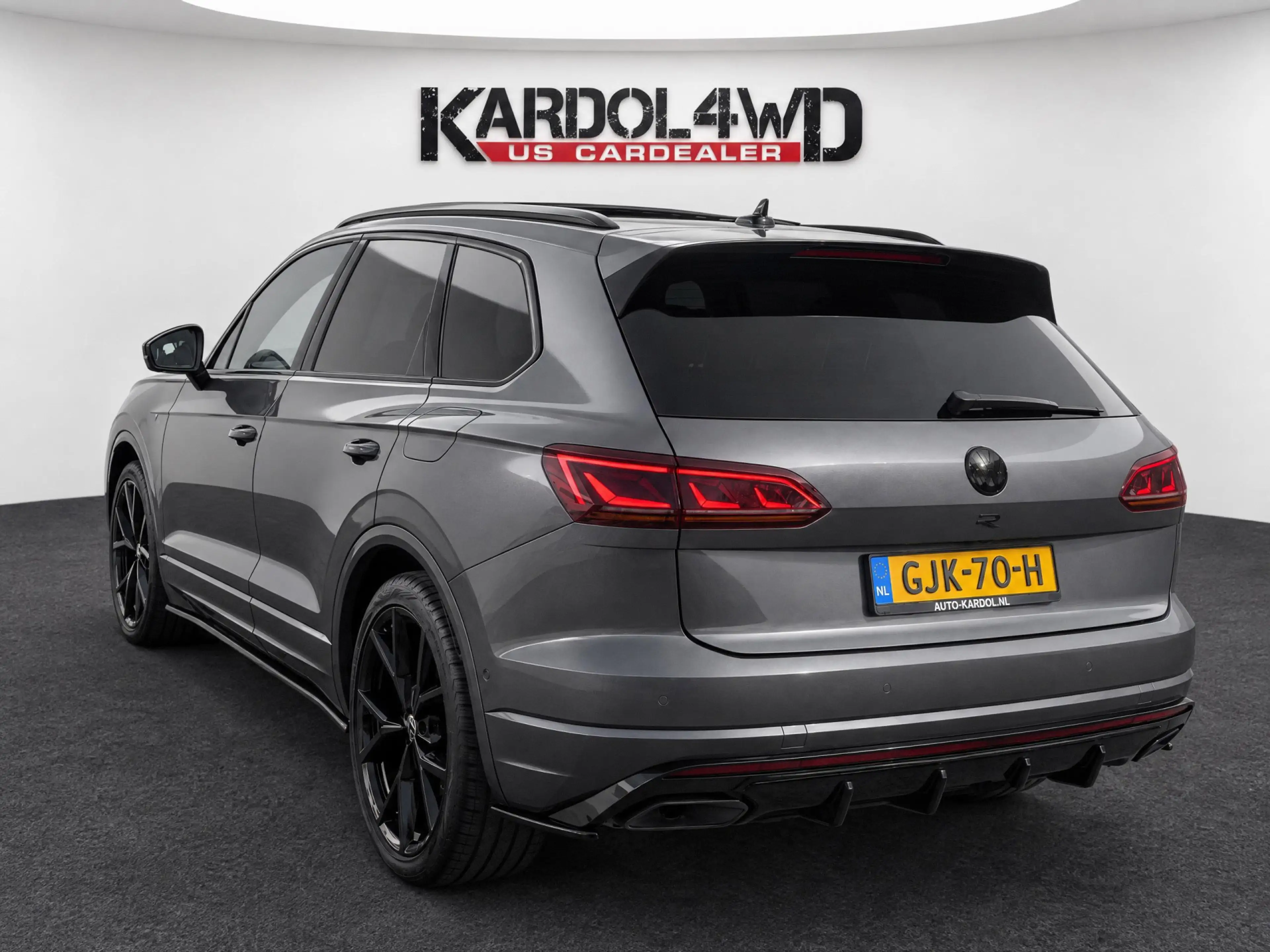 Volkswagen Touareg 3.0 TSi eHybrid 4MOTION R | BTW AUTO |Panorama | E — photo 6