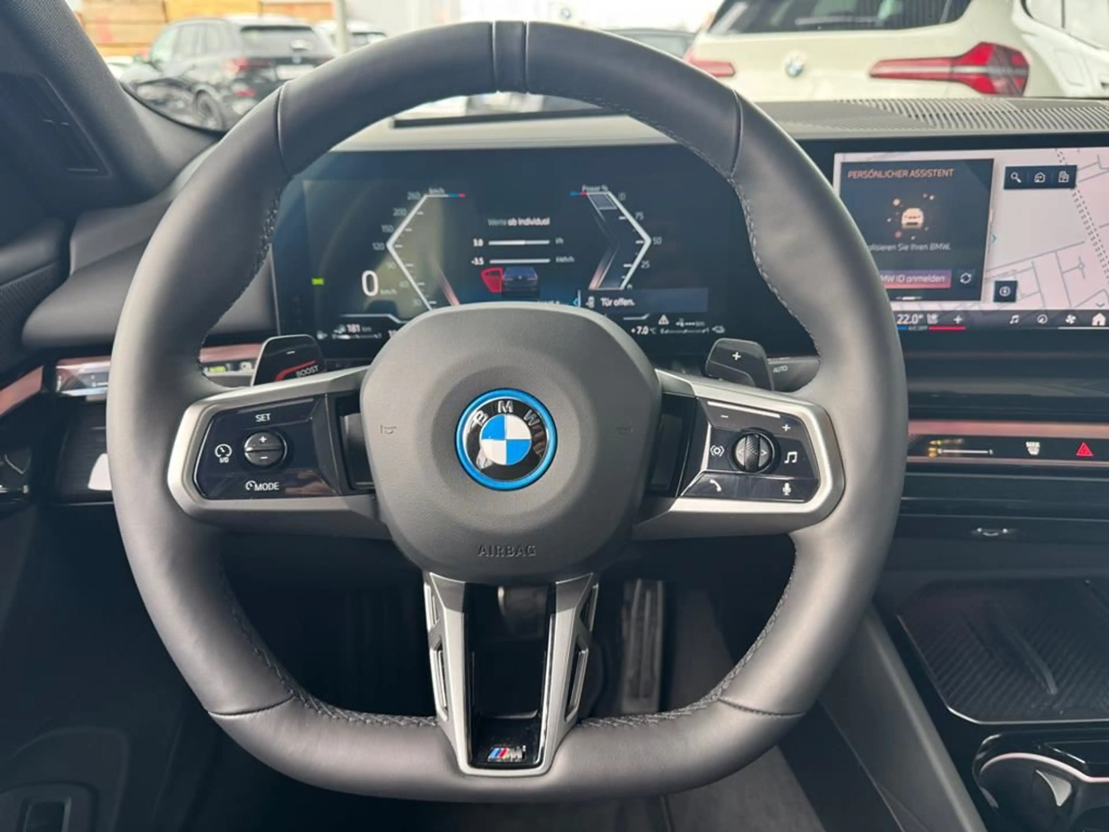 BMW 550 M Sport — photo 10